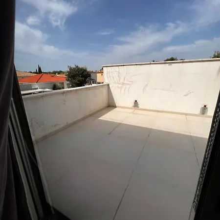 House Prestige Aparthotel