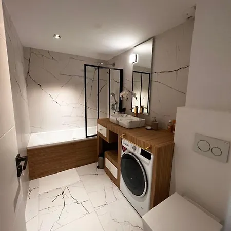 House Prestige Aparthotel